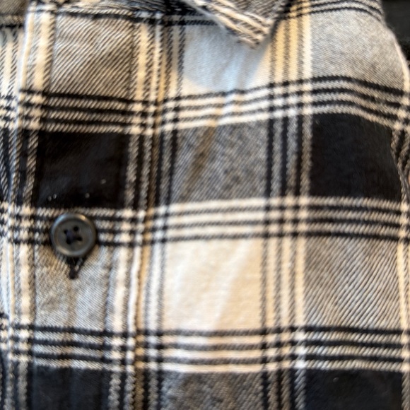 Carhartt Rugged Flex Men’s Medium Black & white relaxed fit plaid flannel shirt - Picture 7 of 7